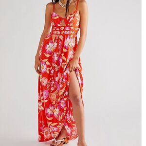 Wisteria Floral Print V-Neck Cut-Out Sleeveless Open Tie Back Detail Max…